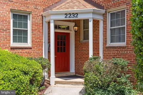 Exterior - 2232 Washington Ave #202, Silver Spring, MD 20910 photo 2 of 6