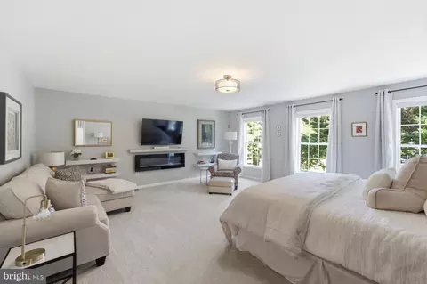 Bedroom - 120 Amberleigh Dr, Silver Spring, MD 20905 photo 1 of 10