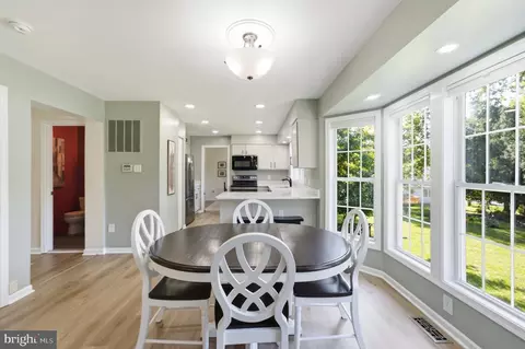 Dining - 120 Amberleigh Dr, Silver Spring, MD 20905 photo 4 of 5