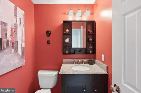 Bath - 120 Amberleigh Dr, Silver Spring, MD 20905 photo 1 of 10