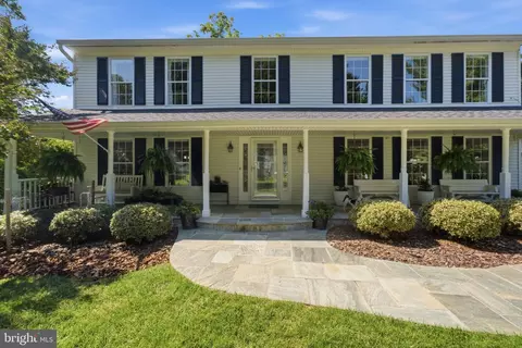 Exterior - 120 Amberleigh Dr, Silver Spring, MD 20905 photo 3 of 8