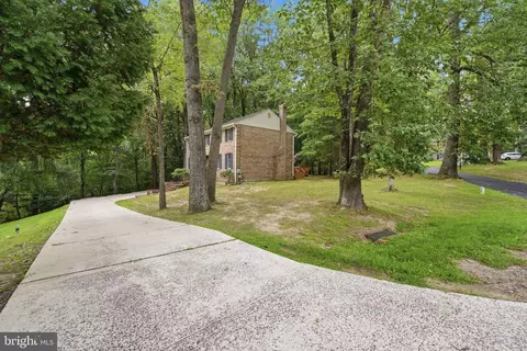 Exterior - 15221 Redgate Dr, Silver Spring, MD 20905 photo 3 of 10