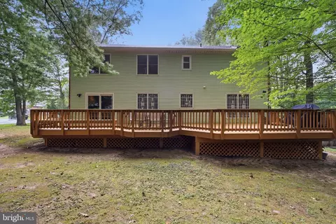 Exterior - 15221 Redgate Dr, Silver Spring, MD 20905 photo 7 of 10