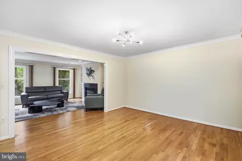 Living - 15221 Redgate Dr, Silver Spring, MD 20905 photo 4 of 4
