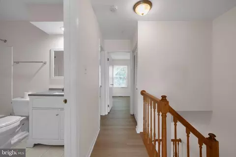 Entry Way - 1724 Featherwood, Silver Spring, MD 20904 photo 5 of 6