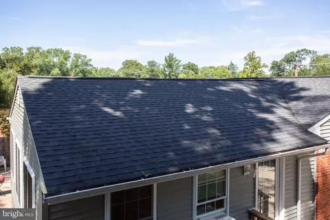 Exterior - 1007 Venice Dr, Silver Spring, MD 20904 photo 2 of 6