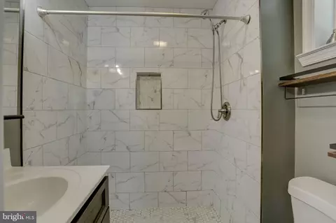 Bath - 1007 Venice Dr, Silver Spring, MD 20904 photo 2 of 4