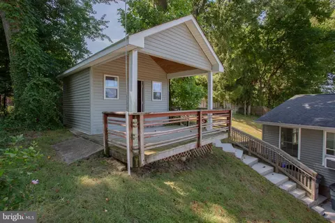 Exterior - 1007 Venice Dr, Silver Spring, MD 20904 photo 5 of 6