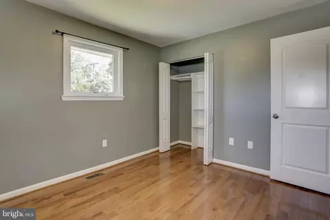 Bedroom - 1007 Venice Dr, Silver Spring, MD 20904 photo 3 of 4