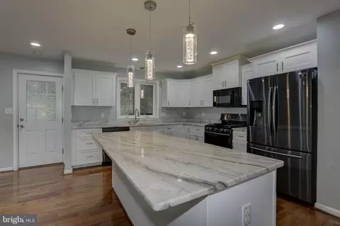 Kitchen - 1007 Venice Dr, Silver Spring, MD 20904 photo 1 of 5