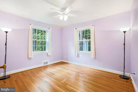 Bedroom - 15400 Layhill Rd, Silver Spring, MD 20906 photo 1 of 6