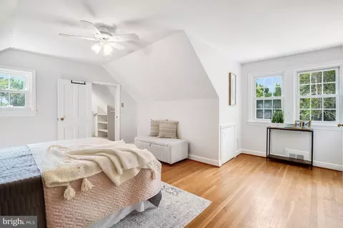 Bedroom - 15400 Layhill Rd, Silver Spring, MD 20906 photo 4 of 6