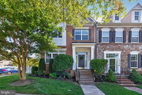 23265 Arora Hills Dr, Clarksburg, MD 20871