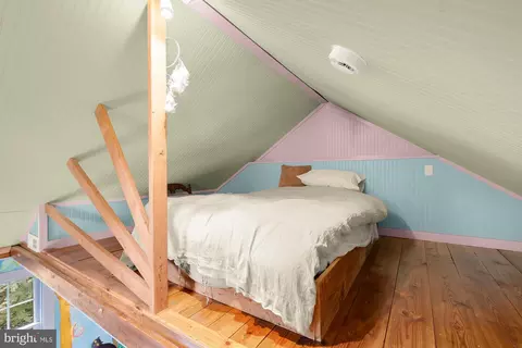 Bedroom - 9407 Hale Pl, Silver Spring, MD 20910 photo 3 of 10