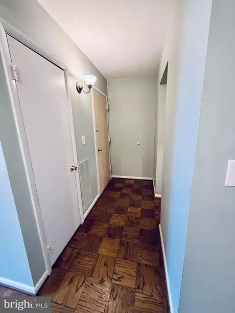 Entry Way - 3382 Hewitt Ave #202, Silver Spring, MD 20906 photo 3 of 3