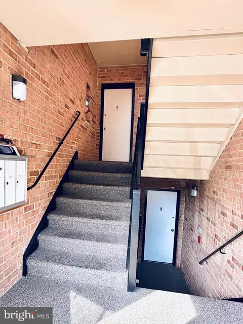 Entry Way - 3382 Hewitt Ave #202, Silver Spring, MD 20906 photo 1 of 3