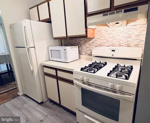 Kitchen - 3382 Hewitt Ave #202, Silver Spring, MD 20906 photo 2 of 2