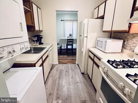 Kitchen - 3382 Hewitt Ave #202, Silver Spring, MD 20906 photo 1 of 2