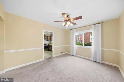 Entry Way - 9504 Saginaw St, Silver Spring, MD 20901 photo 3 of 7