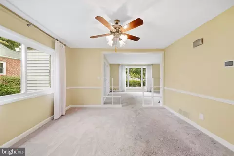 Living - 9504 Saginaw St, Silver Spring, MD 20901 photo 7 of 7