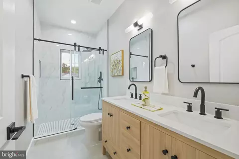 Bath - 1205 Burton St, Silver Spring, MD 20910 photo 6 of 7