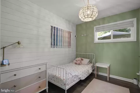 Bedroom - 303 Belton Rd, Silver Spring, MD 20901 photo 1 of 8