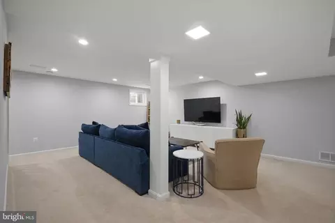 Other - 303 Belton Rd, Silver Spring, MD 20901 photo 8 of 15