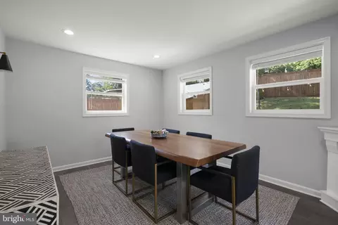 Dining - 303 Belton Rd, Silver Spring, MD 20901 photo 1 of 2
