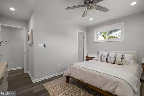 Bedroom - 303 Belton Rd, Silver Spring, MD 20901 photo 4 of 8