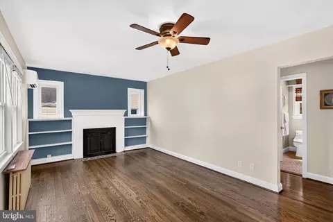 Living - 611 Eldrid Dr, Silver Spring, MD 20904 photo 3 of 6