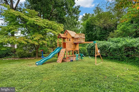 Exterior - 611 Eldrid Dr, Silver Spring, MD 20904 photo 9 of 12