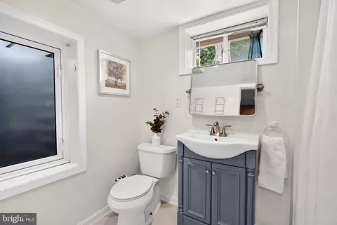 Bath - 611 Eldrid Dr, Silver Spring, MD 20904 photo 2 of 3