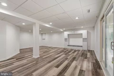 Living - 14109 Sturtevant, Silver Spring, MD 20905 photo 4 of 6