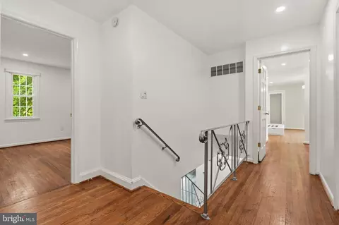 Entry Way - 14109 Sturtevant, Silver Spring, MD 20905 photo 8 of 12