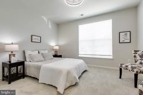 Bedroom - 3825 Doc Berlin Dr #17, Silver Spring, MD 20906 photo 2 of 7