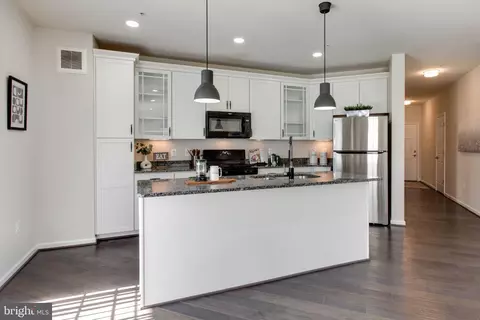 Kitchen - 3825 Doc Berlin Dr #17, Silver Spring, MD 20906 photo 2 of 2
