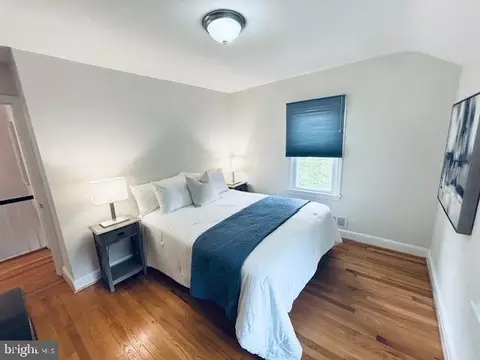 Bedroom - 1004 Dennis Ave, Silver Spring, MD 20901 photo 4 of 8