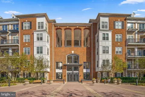 501 Hungerford Dr #134, Rockville, MD 20850