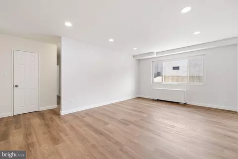 Living - 95 E Wayne Ave #305, Silver Spring, MD 20901 photo 2 of 7