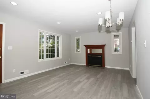 Living - 3506 Harrell St, Silver Spring, MD 20906 photo 7 of 20