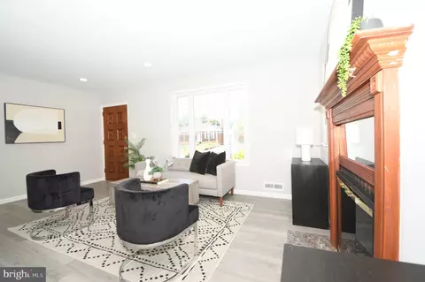 Living - 3506 Harrell St, Silver Spring, MD 20906 photo 13 of 20