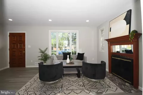 Living - 3506 Harrell St, Silver Spring, MD 20906 photo 16 of 20