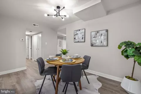 Dining - 2302 Sun Valley Cir #1, Silver Spring, MD 20906 photo 2 of 2