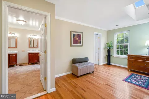 Entry Way - 13505 Montvale Dr, Silver Spring, MD 20904 photo 4 of 5