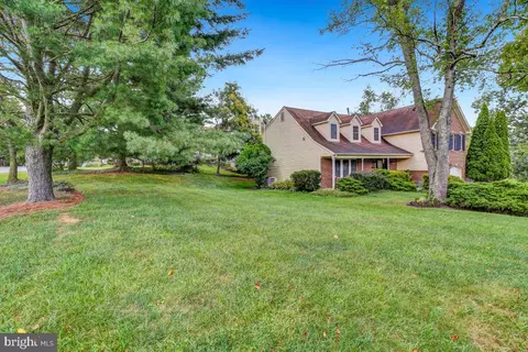 Exterior - 13505 Montvale Dr, Silver Spring, MD 20904 photo 4 of 8