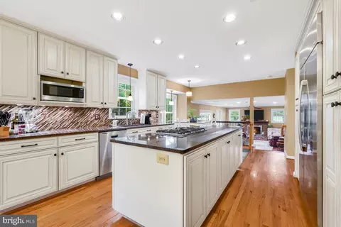 Kitchen - 13505 Montvale Dr, Silver Spring, MD 20904 photo 2 of 6