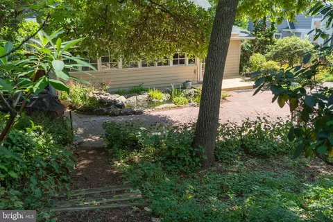 Exterior - 9220 Columbia Blvd, Silver Spring, MD 20910 photo 20 of 20