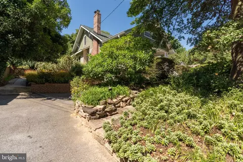 Exterior - 9220 Columbia Blvd, Silver Spring, MD 20910 photo 10 of 20