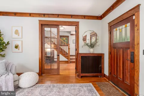 Entry Way - 9220 Columbia Blvd, Silver Spring, MD 20910 photo 1 of 13