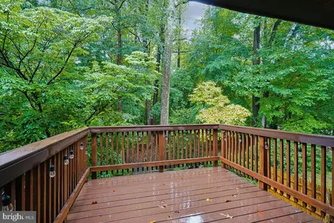 Exterior - 10713 Deborah Dr, Potomac, MD 20854 photo 2 of 4